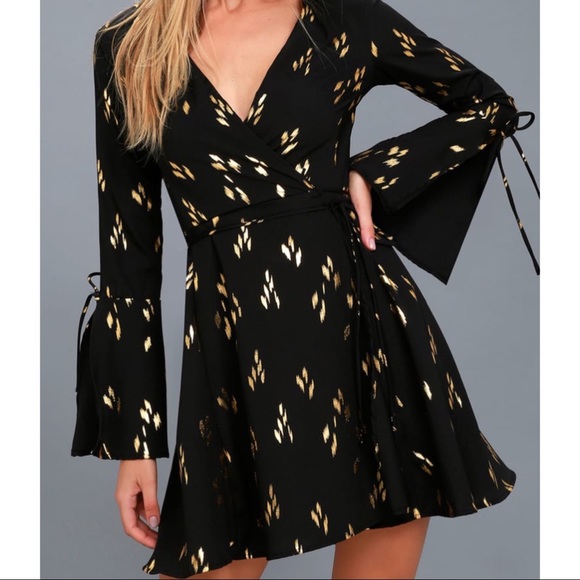 Lulus Dresses & Skirts - LuLus Radiant Love Black and Gold Print Wrap Dress